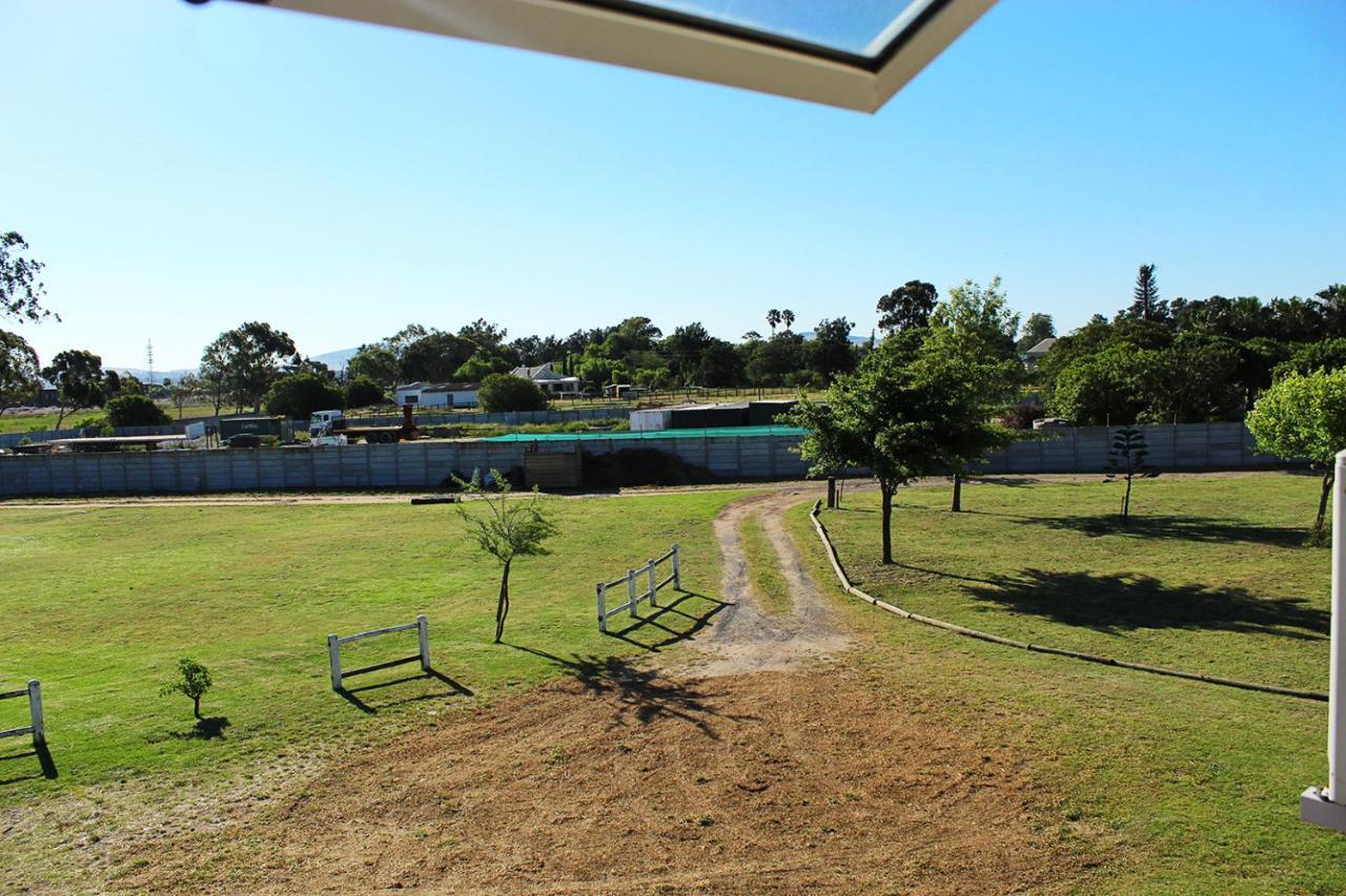 African Adventures Accommodation Durbanville Bagian luar foto