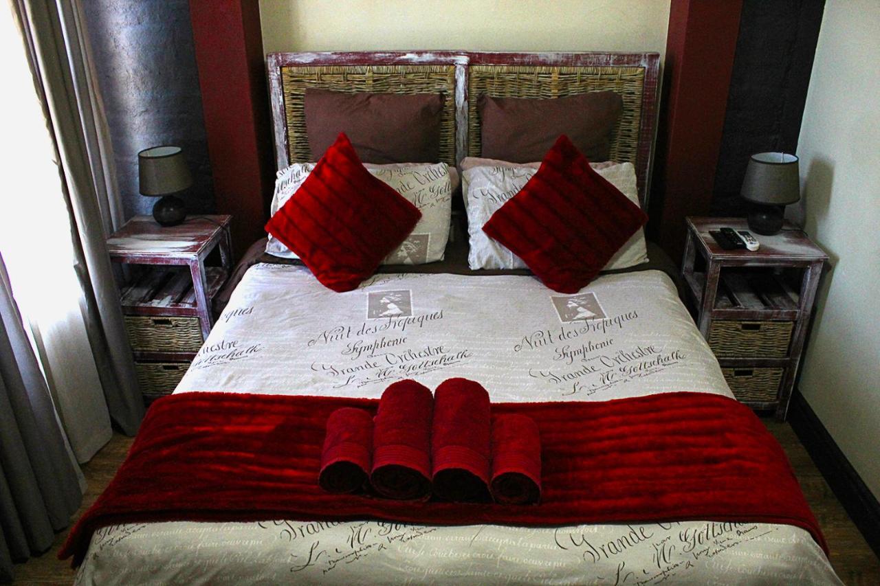 African Adventures Accommodation Durbanville Bagian luar foto